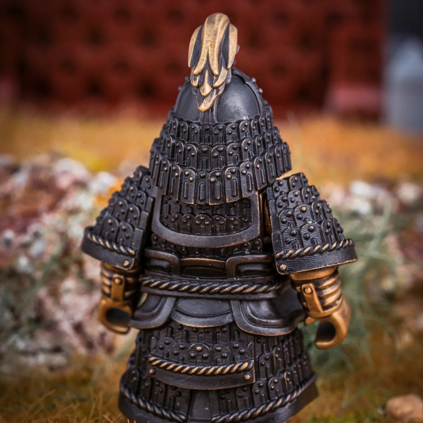 Black Mountain Yue Magnetic Figure